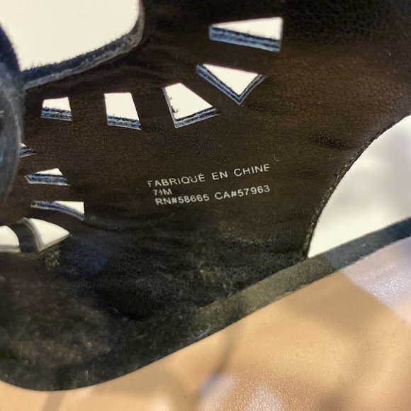 BP Decker Women's Block Heel Sandal - Picture 11 of 13